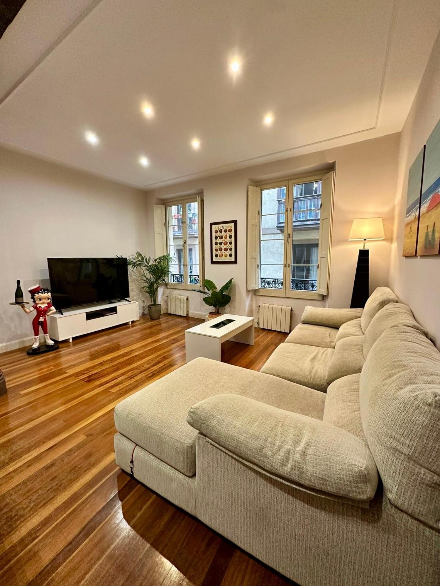 Old Town Center 110m By Sleep In Appartement *